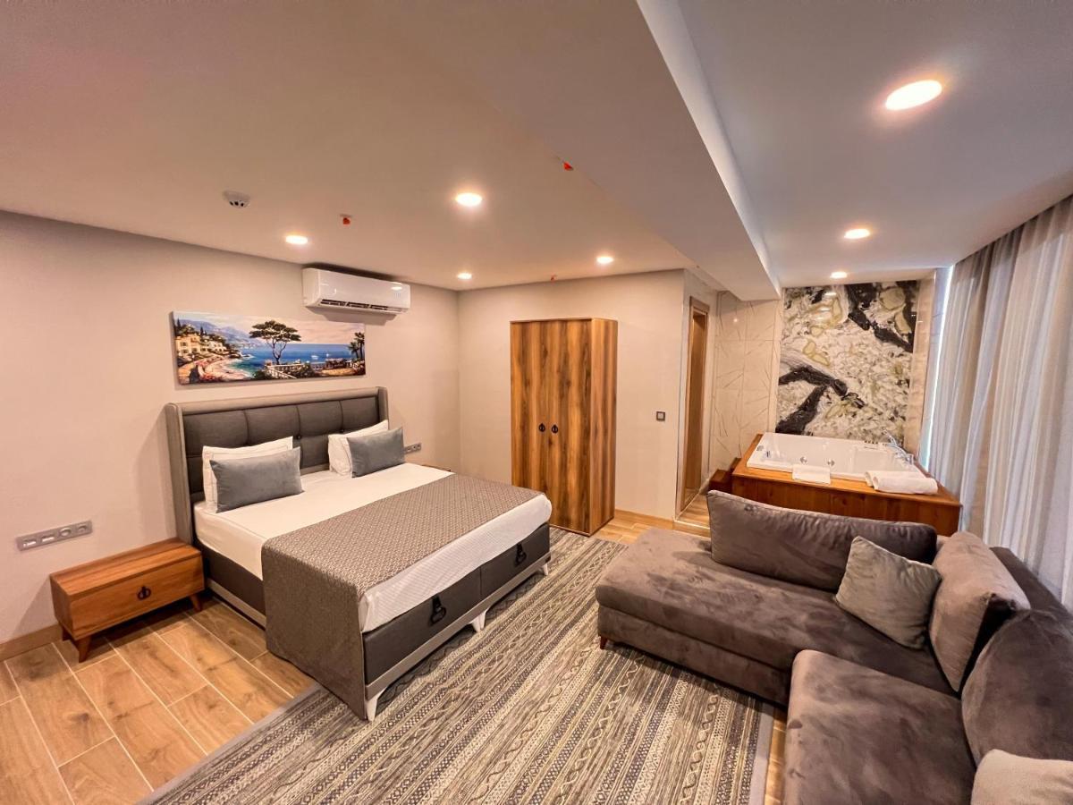 King Suite with Spa Bath,1532663200:JPEG